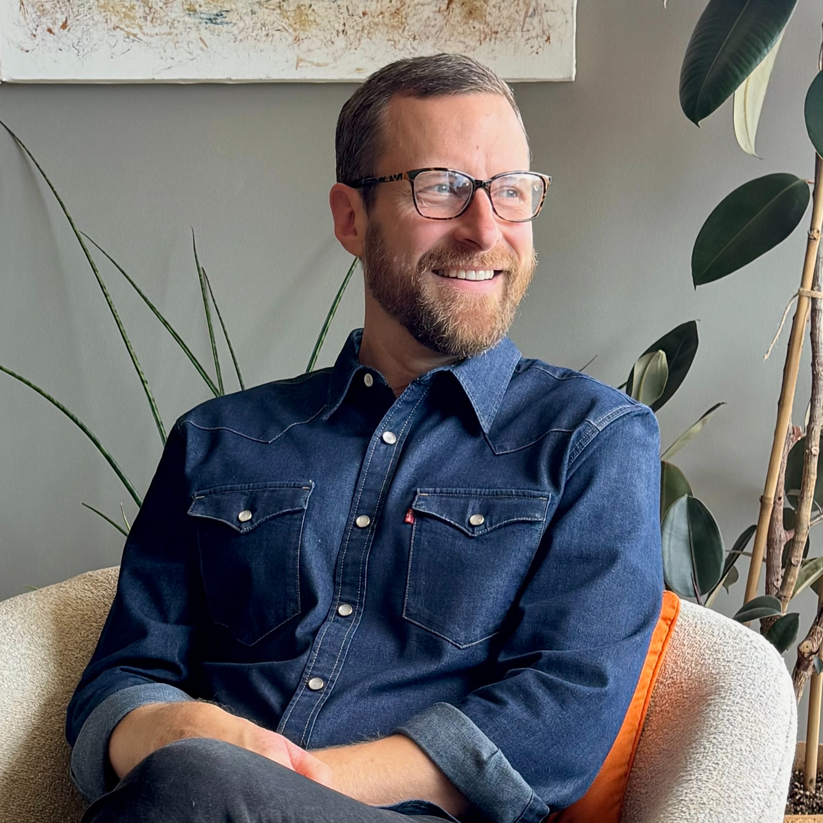 Headshot of Jon Chambers