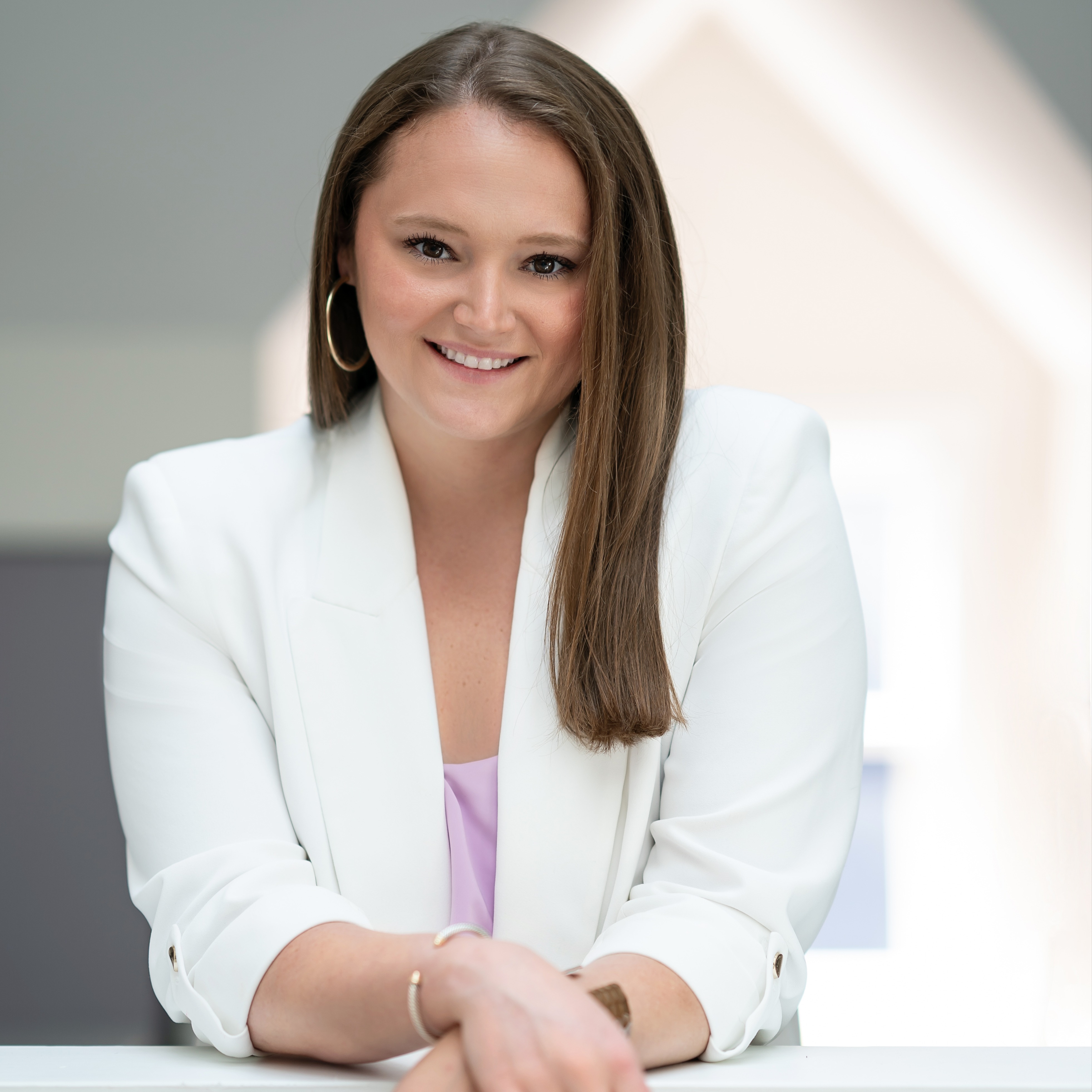 Headshot of Allison Thurston