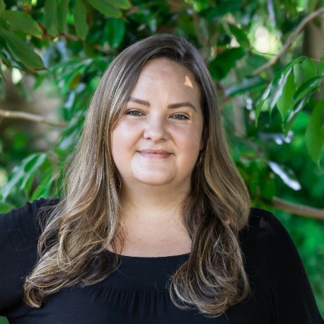 Headshot of Alisa Sinclair