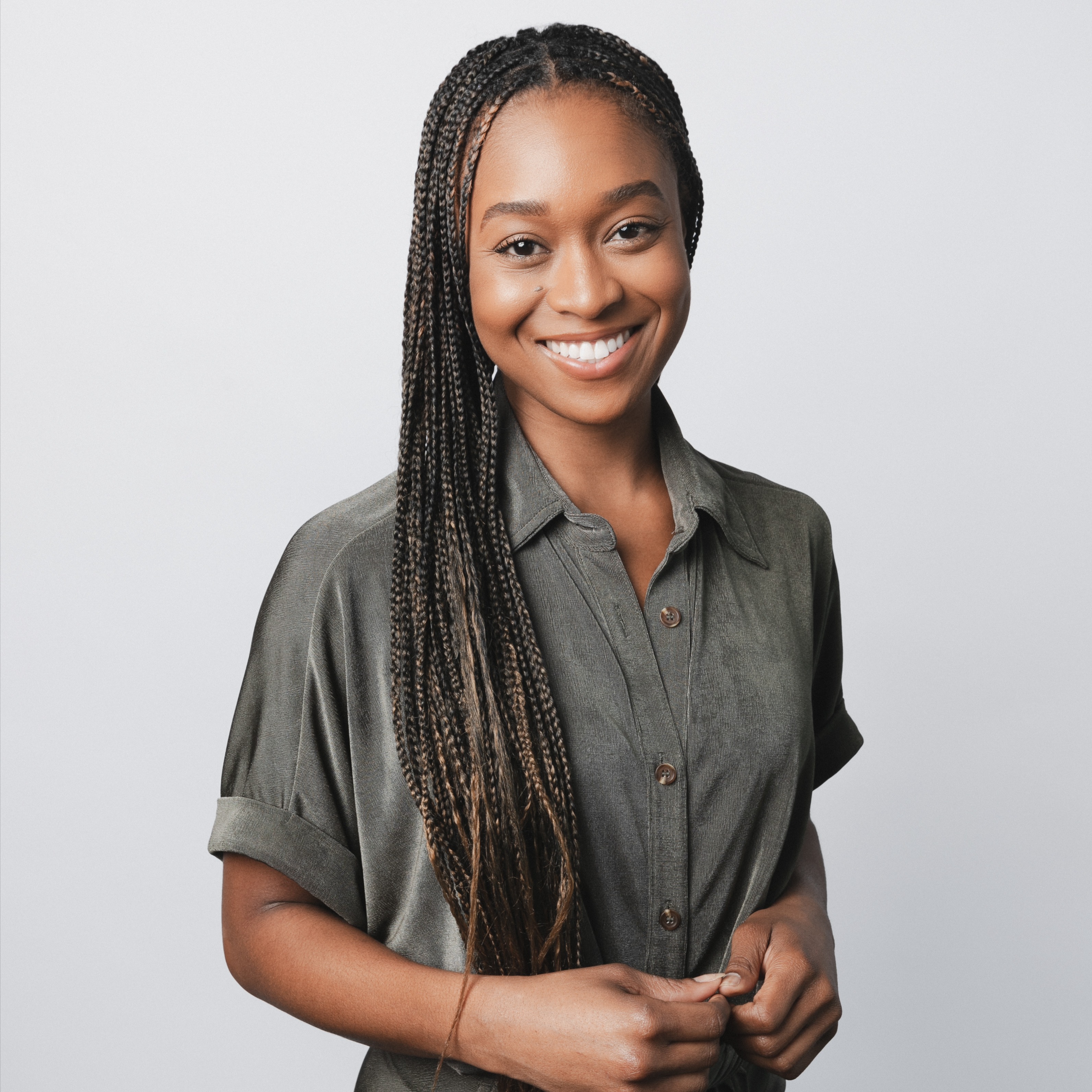 Headshot of Kelsey Toussant