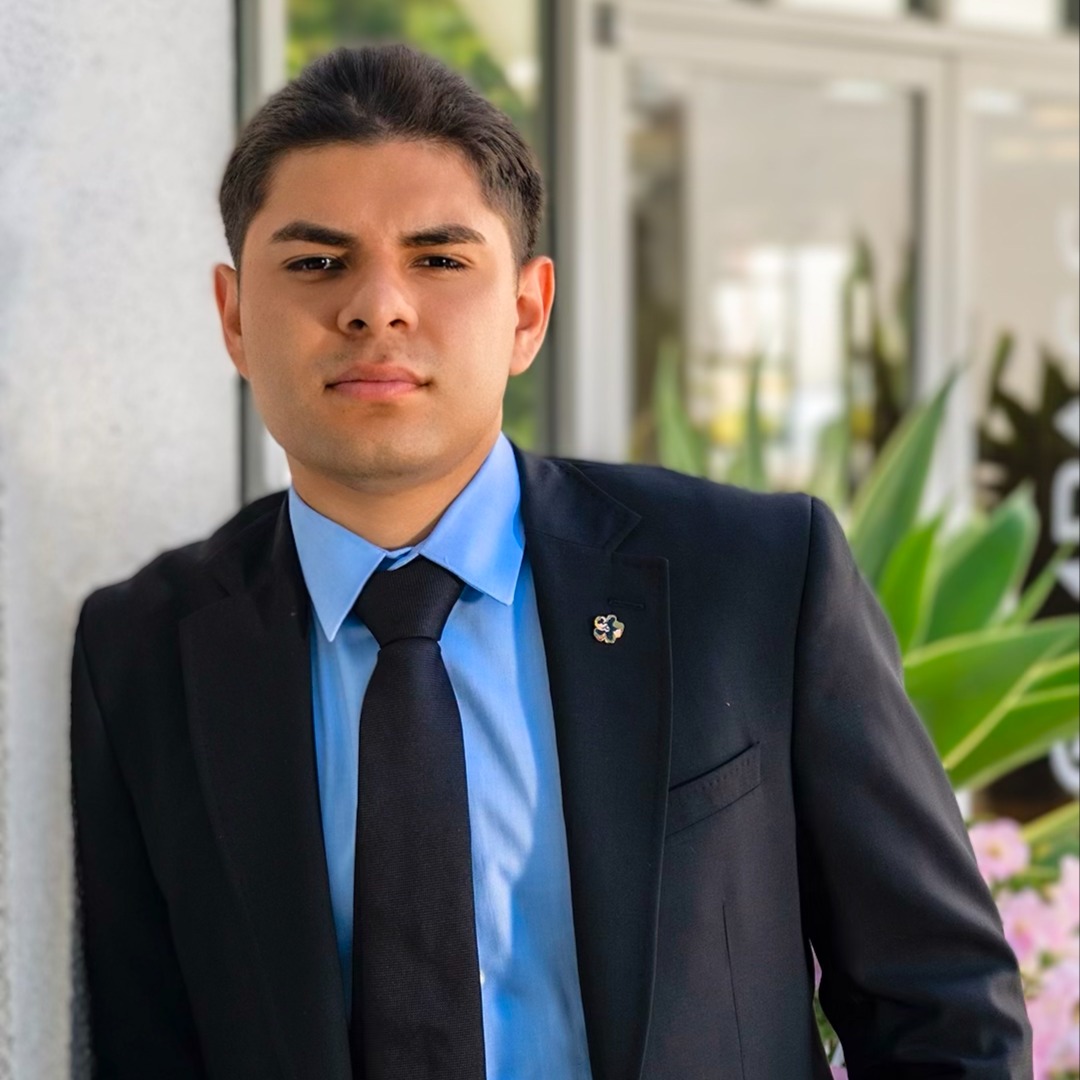 Luis Aguila-Bautista, Agent in  - Compass