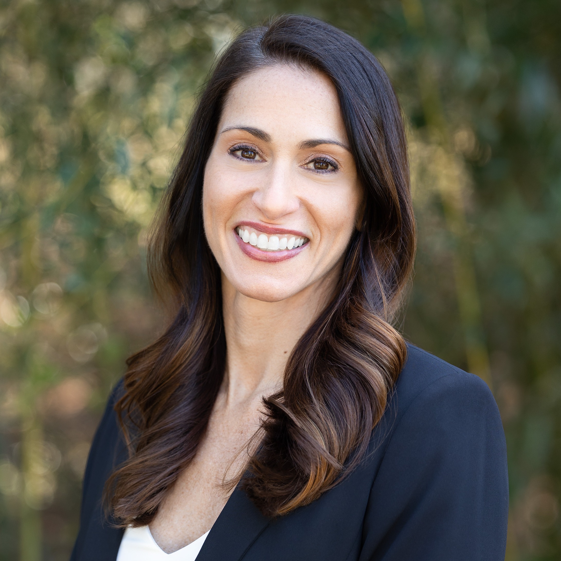 Headshot of Jessica Dominick