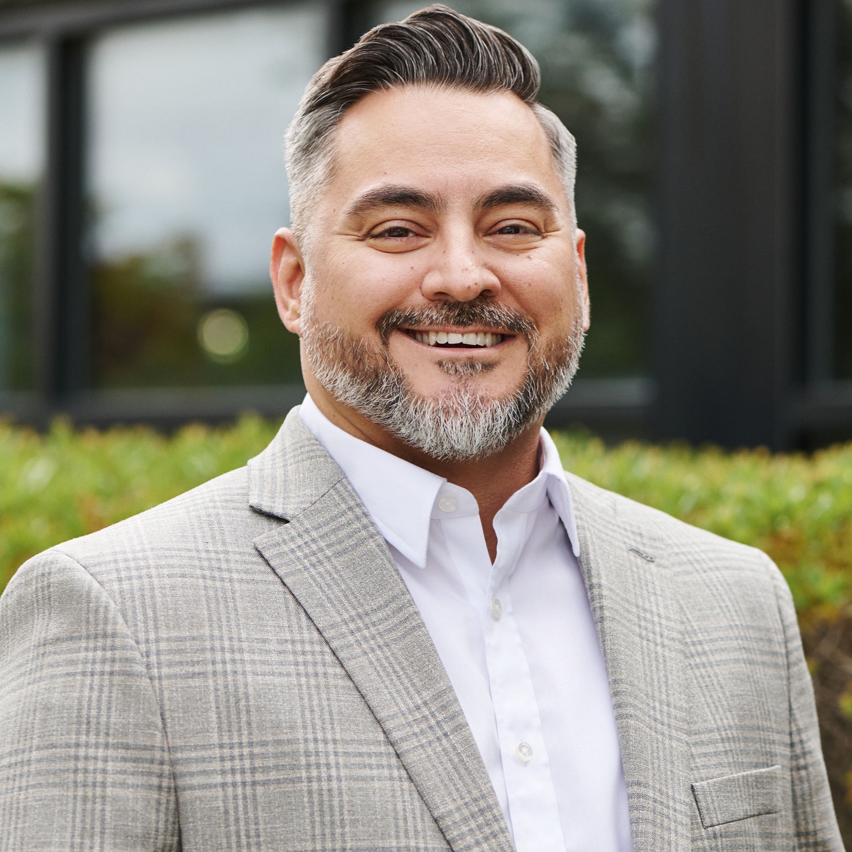 Fabian Silvas, Real Estate Agent - Compass