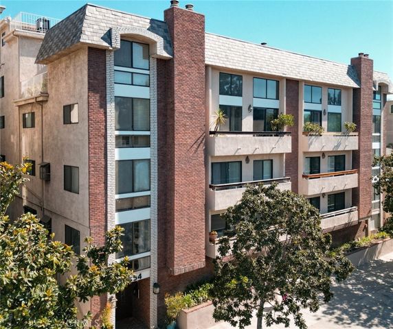 $849,000 | 1854 South Beverly Glen Boulevard, Unit 204 | Century City