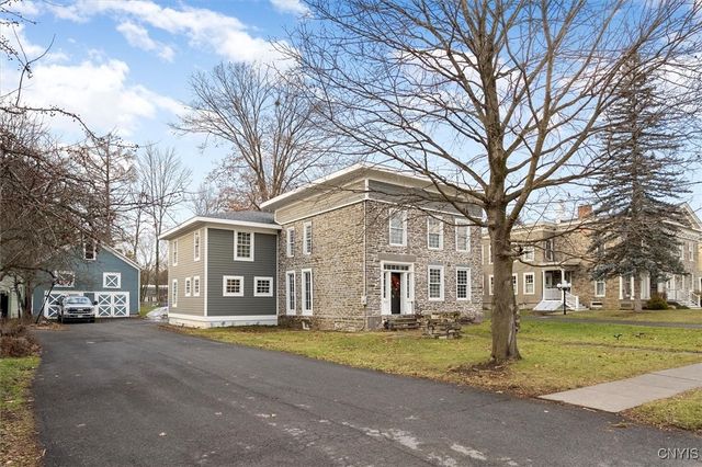 $740,000 | 27 Madison Street | Hamilton Village