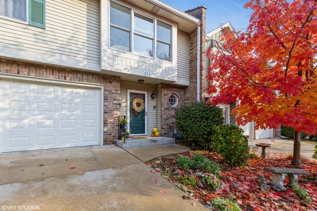 $320,000 | 211 Stone Manor Circle, Unit 211 | Batavia