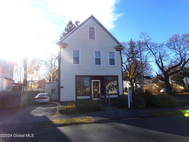 $700 | 226 East Fulton Street, Unit 1 | Gloversville