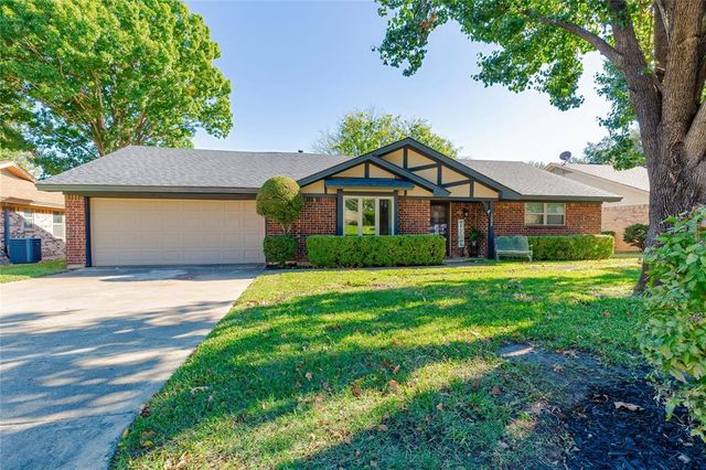 $353,700 | 5532 Shady Meadow Street | North Richland Hills