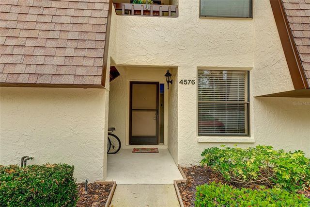 $245,000 | 4576 Ringwood Meadow, Unit 5 | The Meadows