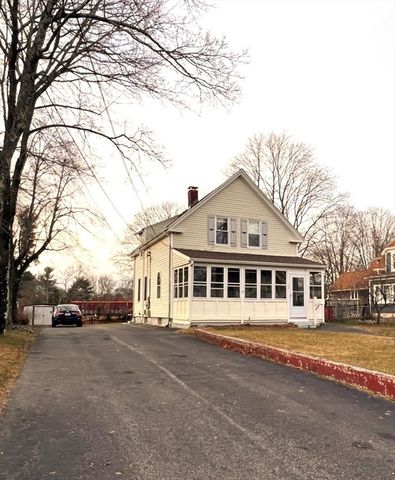 $2,300 | 23 Elm Street, Unit 2 | Middleborough Center