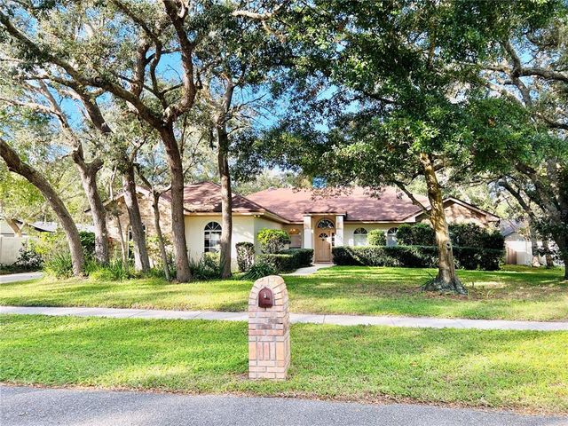 $715,000 | 252 Shady Oaks Circle | Lake Mary