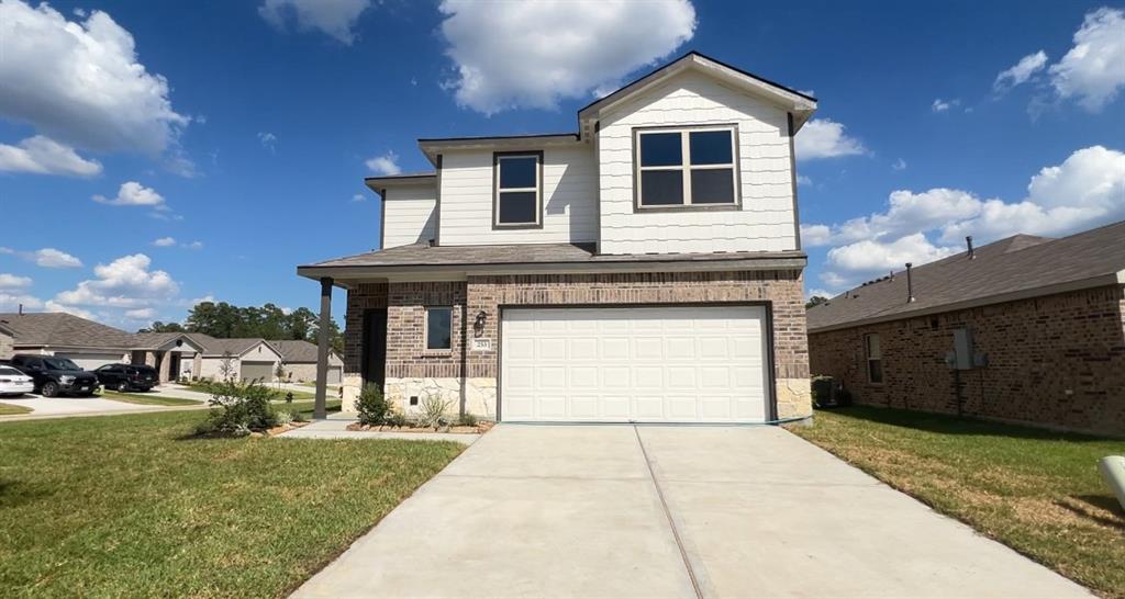 a front view of house with yard