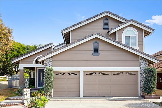 $1,299,000 | 5710 Vía Del Potrero | Travis Ranch