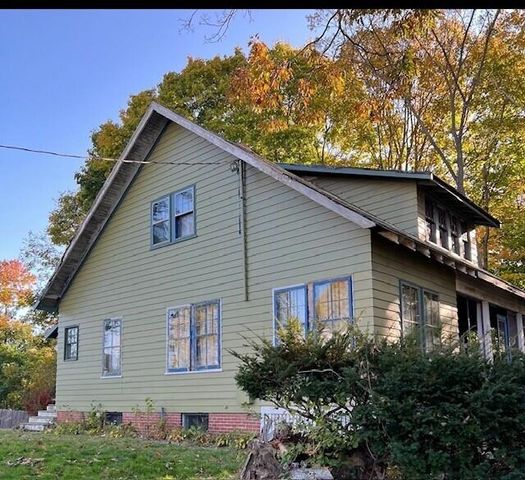 $480,000 | 315 Bridge Street | Westbrook