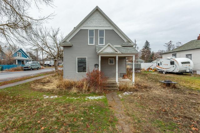 $190,000 | 2701 East Diamond Avenue | Hillyard