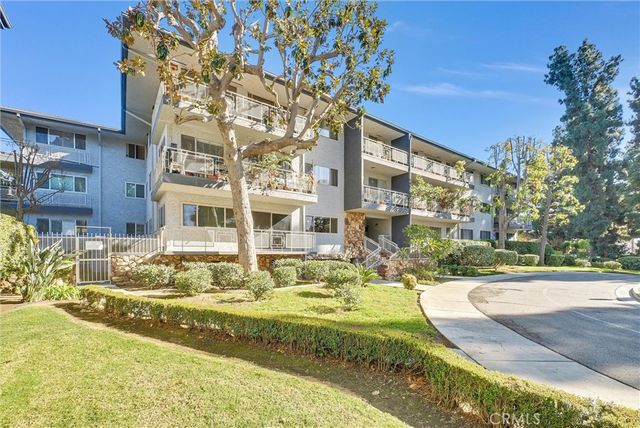 $475,000 | 12035 Beverly Boulevard, Unit 1A | Whittier