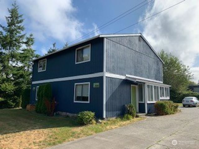 $1,850 | 2926 Moore Street | Roosevelt - Bellingham