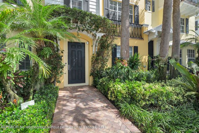 $1,695,000 | 307 Flamingo Drive | Mango Promenade