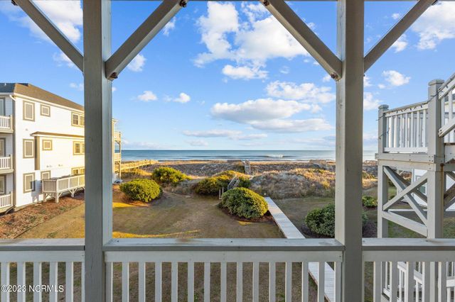 $599,900 | 2913 Pointe W Drive, Unit A2 | Emerald Isle