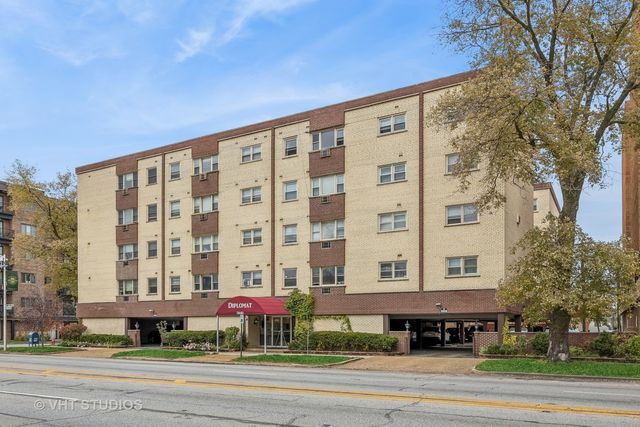 $115,000 | 7840 West North Avenue, Unit 2I | Elmwood Park