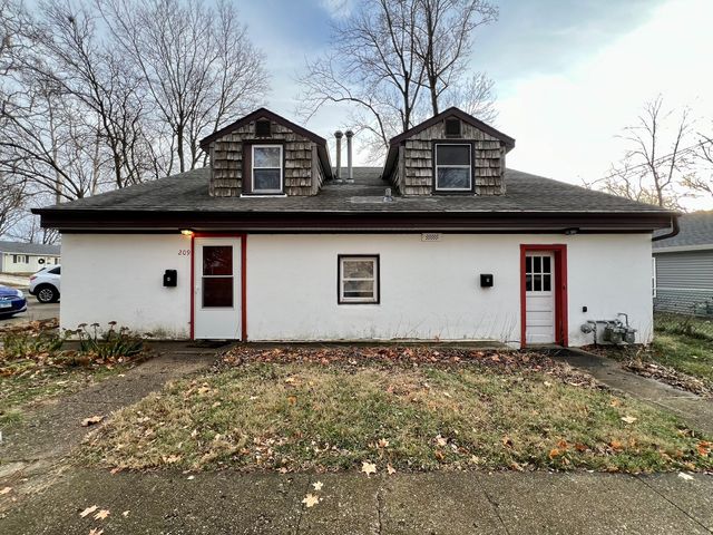 $164,900 | 209 Kerr Avenue | Urbana