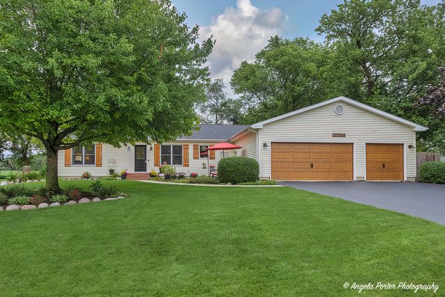 $349,900 | 3704 Fawn Lane | McHenry Township - McHenry County