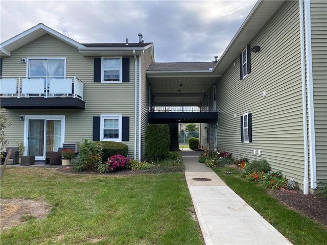 $2,200 | 100 Hillside Drive, Unit G13 | Wallkill City