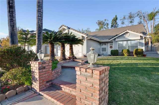 $975,000 | 2059 Vía Arroyo | North La Verne