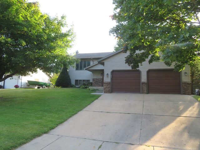 $259,900 | 1821 Ashland Road | New Ulm