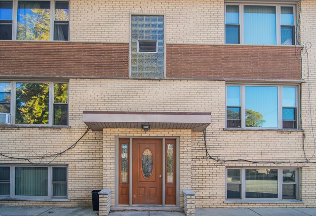 $1,225 | 13027 South Seeley Avenue, Unit 6 | Blue Island