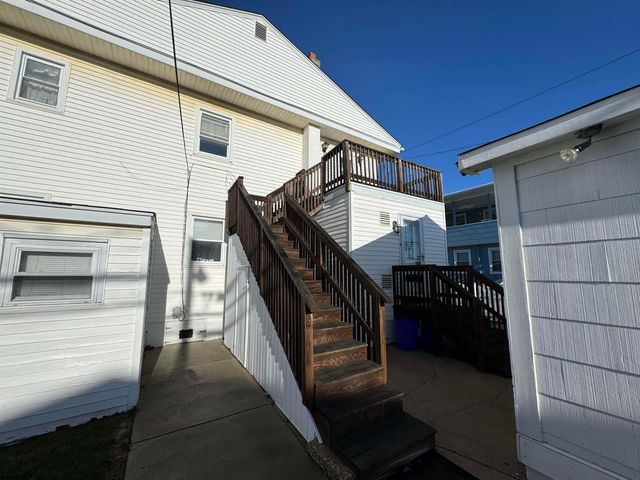 $2,000 | 2127 West Avenue, Unit 2 | Ocean City