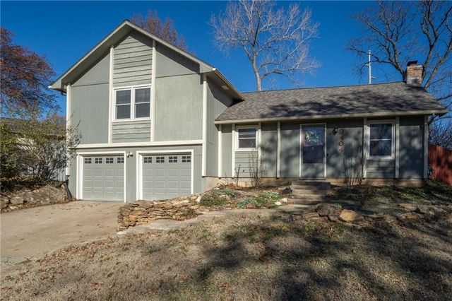 $299,000 | 3404 West 9th Court | Sunset Hills