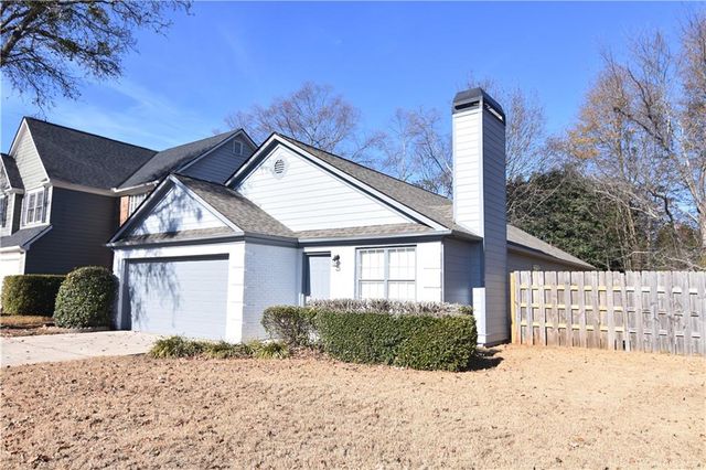 $2,950 | 2225 Ashton Drive | Crabapple Walk