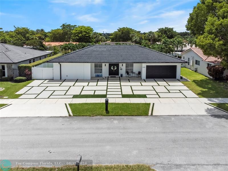 a house view with a outdoor space