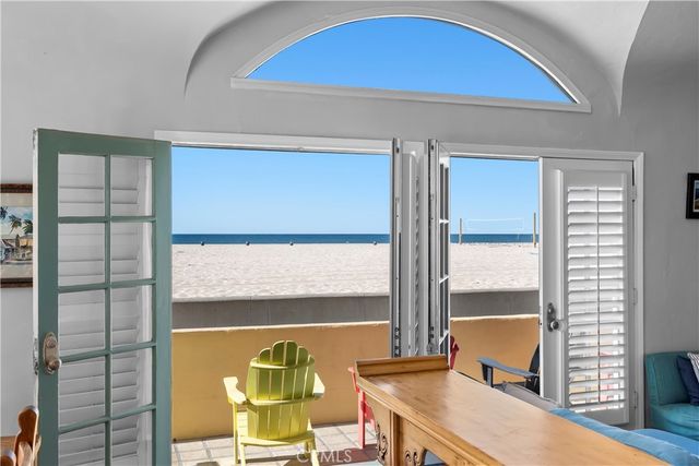 $26,000 | 30 The Strand, Unit 1 | Hermosa Beach Sand