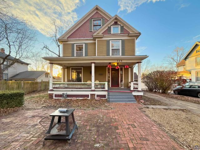 $271,000 | 329 Southwest Woodlawn Avenue | Potwin