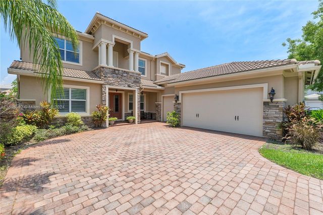 $899,000 | 8947 Cypress Grove Lane