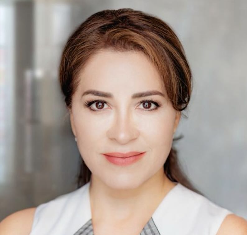 Headshot of Yolanda Ortega DeRiquer