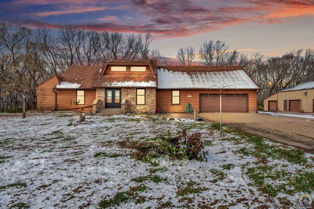 $395,000 | 4331 Northwest Rossville Road | Rossville Township - Shawnee County