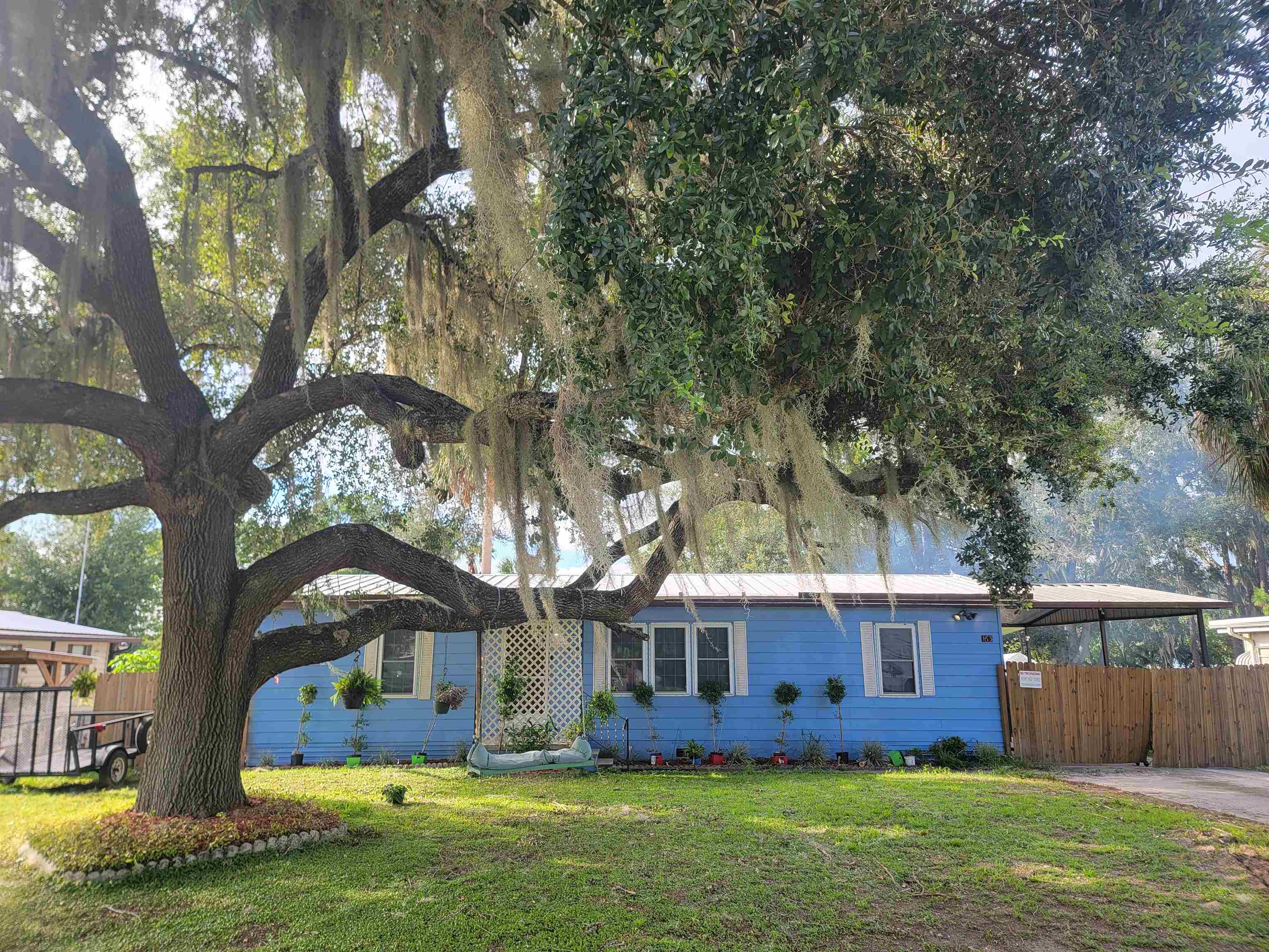 front view of house with a yard