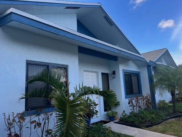 $2,650 | 657 Coventry Street, Unit 6B | Delray Manors