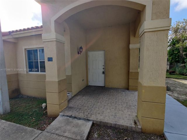 $2,200 | 196 Northeast 13th Street, Unit 30 | Northwest Homestead