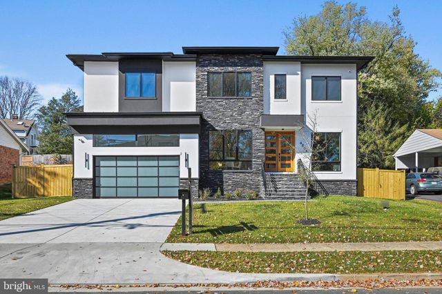 $2,824,999 | 6804 Lemon Road | Devon Park