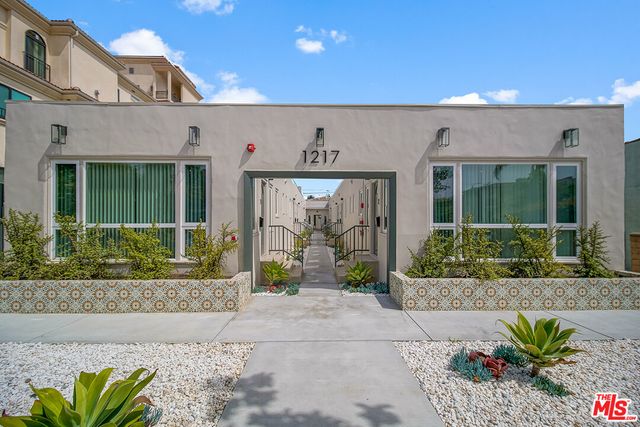 $2,350 | 1217 9th Street, Unit 7 | Santa Monica