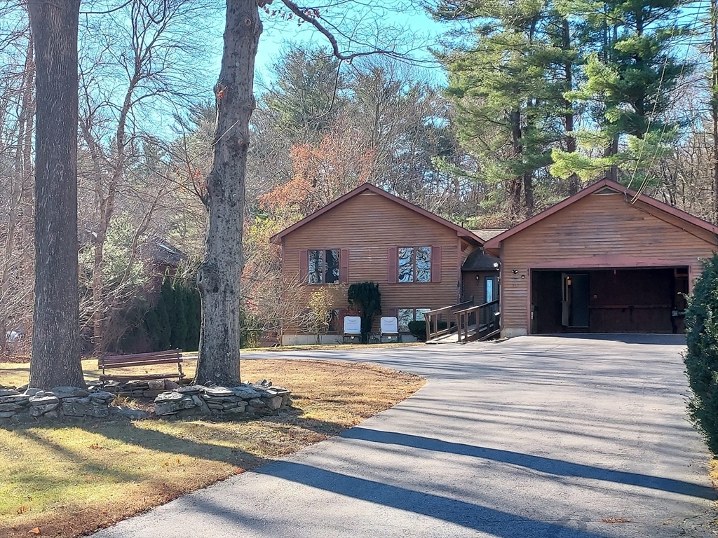 a front view of house with yard