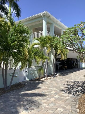 $2,300,000 | 441 Airport Drive North, Unit N | Summerland Key Cove