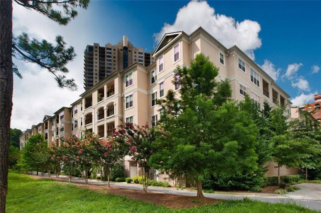 $2,000 | 3443 Kingsboro Road Northeast, Unit 1410 | Buckhead Heights