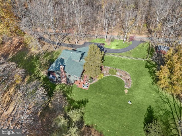 $825,000 | 7605 Stewart Hill Road