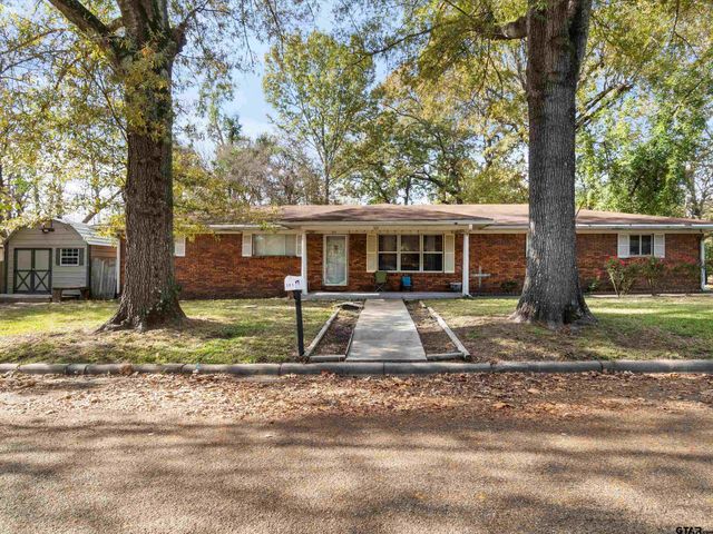 $194,900 | 305 Ames Street | Gladewater