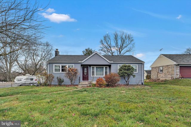 $325,000 | 690 Church Street | East Hempfield Township - Lancaster County